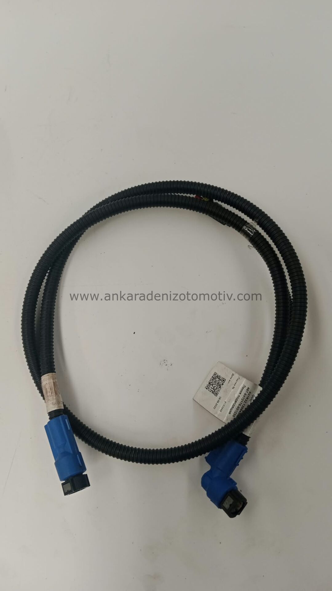 ADBLUE ISI KABLOSU MAVİ PANELVAN  DEPO ÖNDE OLAN