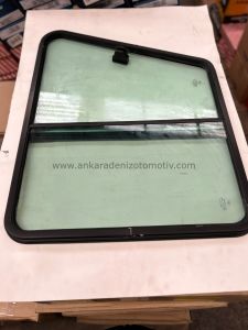 Karsan Sag Ön Kapı Çerçevelı Cam A. Yesıl K920804
