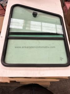 Karsan Sol Ön Kapı Çerçevelı Cam A. Yesıl K920805
