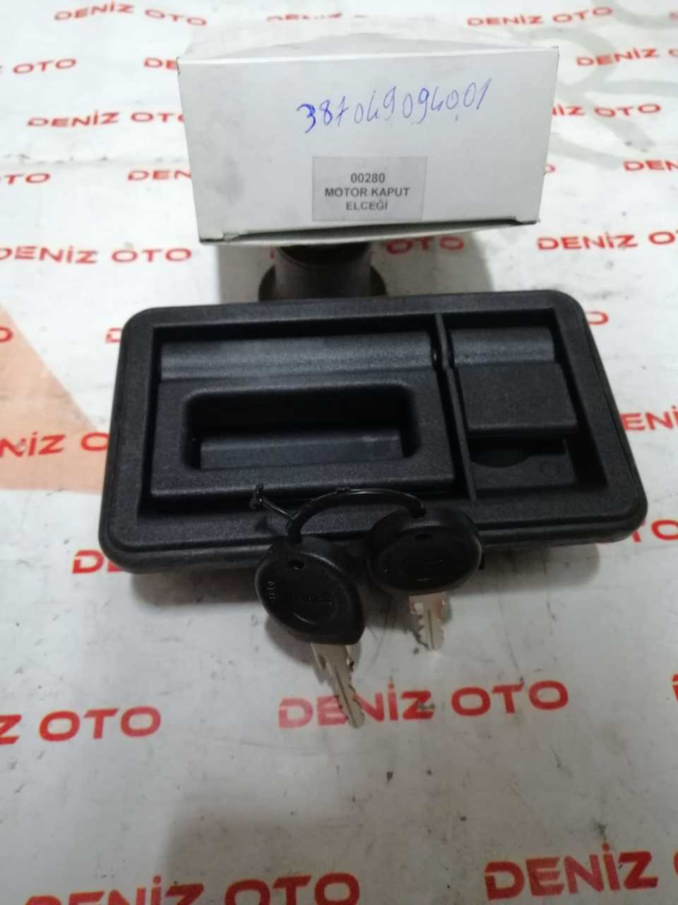 Isuzu Arka Bagaj Kapı Tutamağı