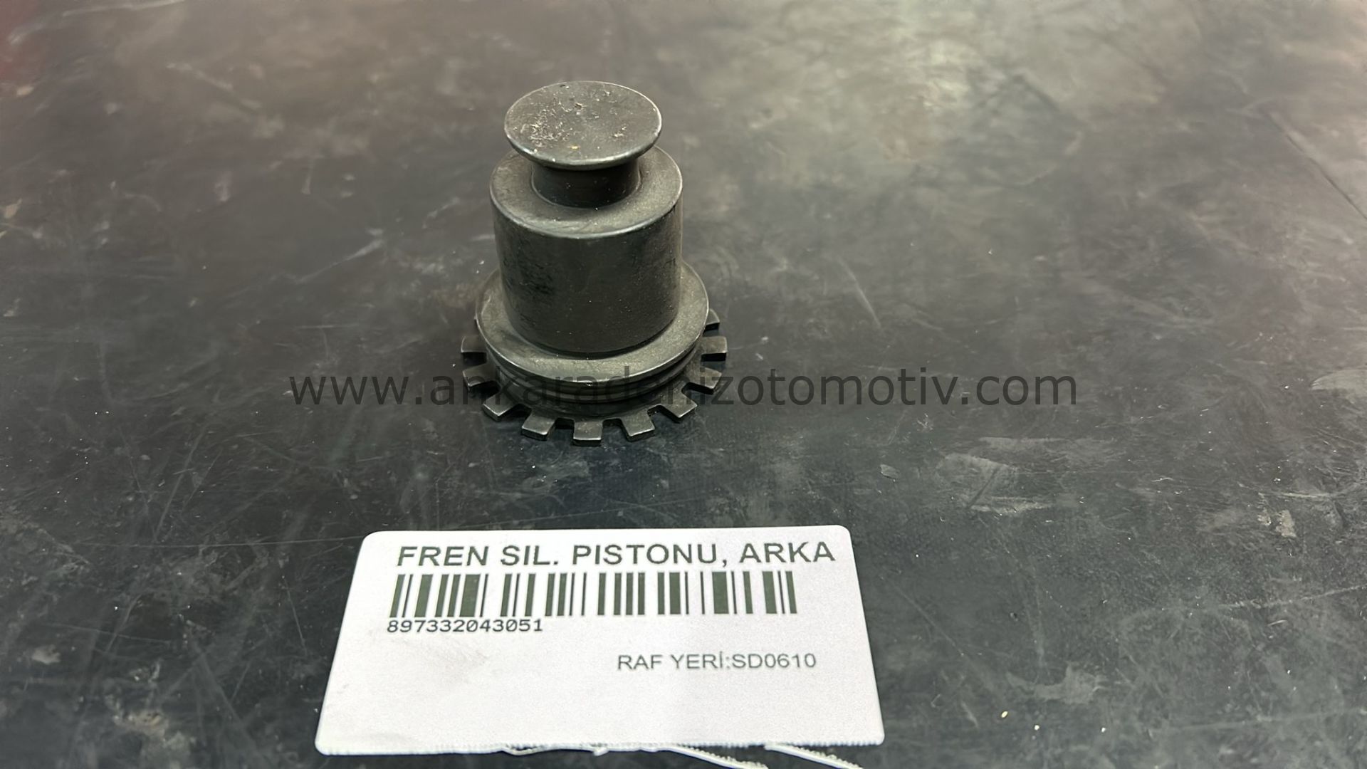 Isuzu NPR 66 Fren Silindir Pistonu Arka