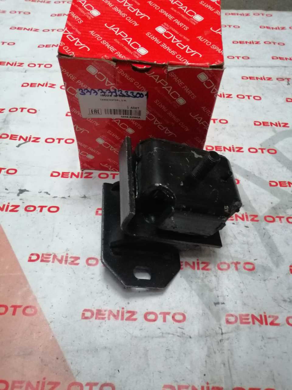 Isuzu NPR 66 Motor Takozu Komple Sağ