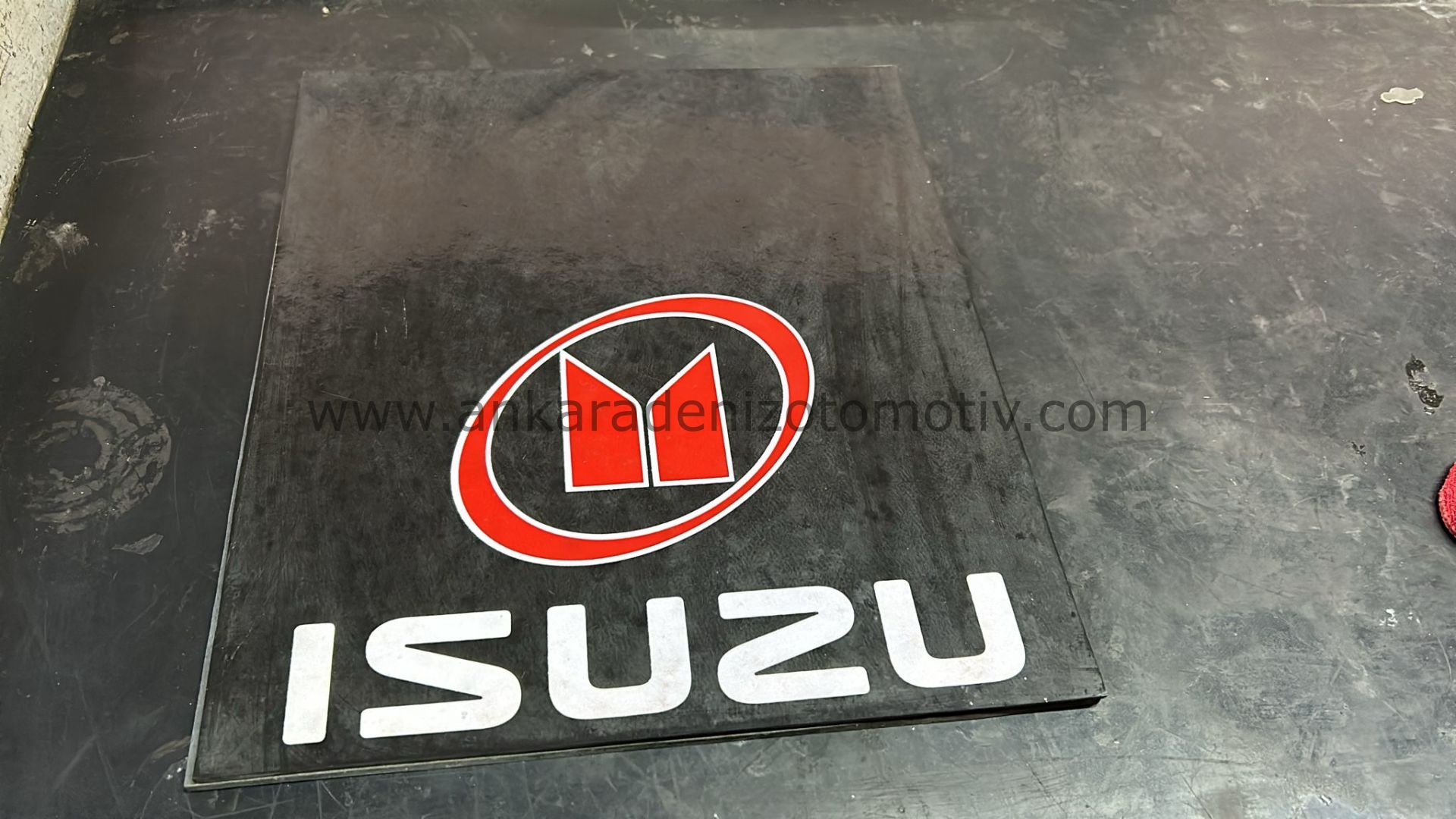 Isuzu NPR 59 Paçalık Arka Ön