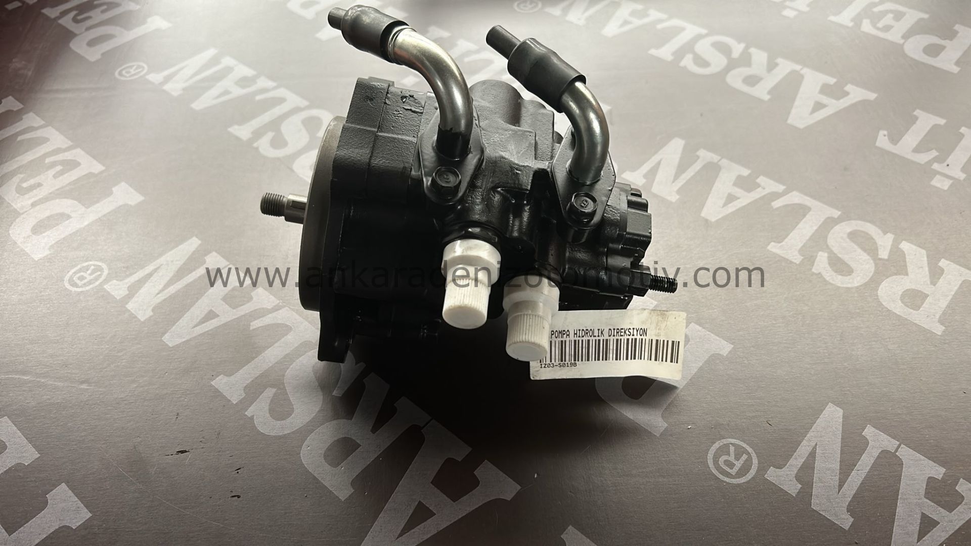 Isuzu NQR Pompa Hidrolik Direksiyon