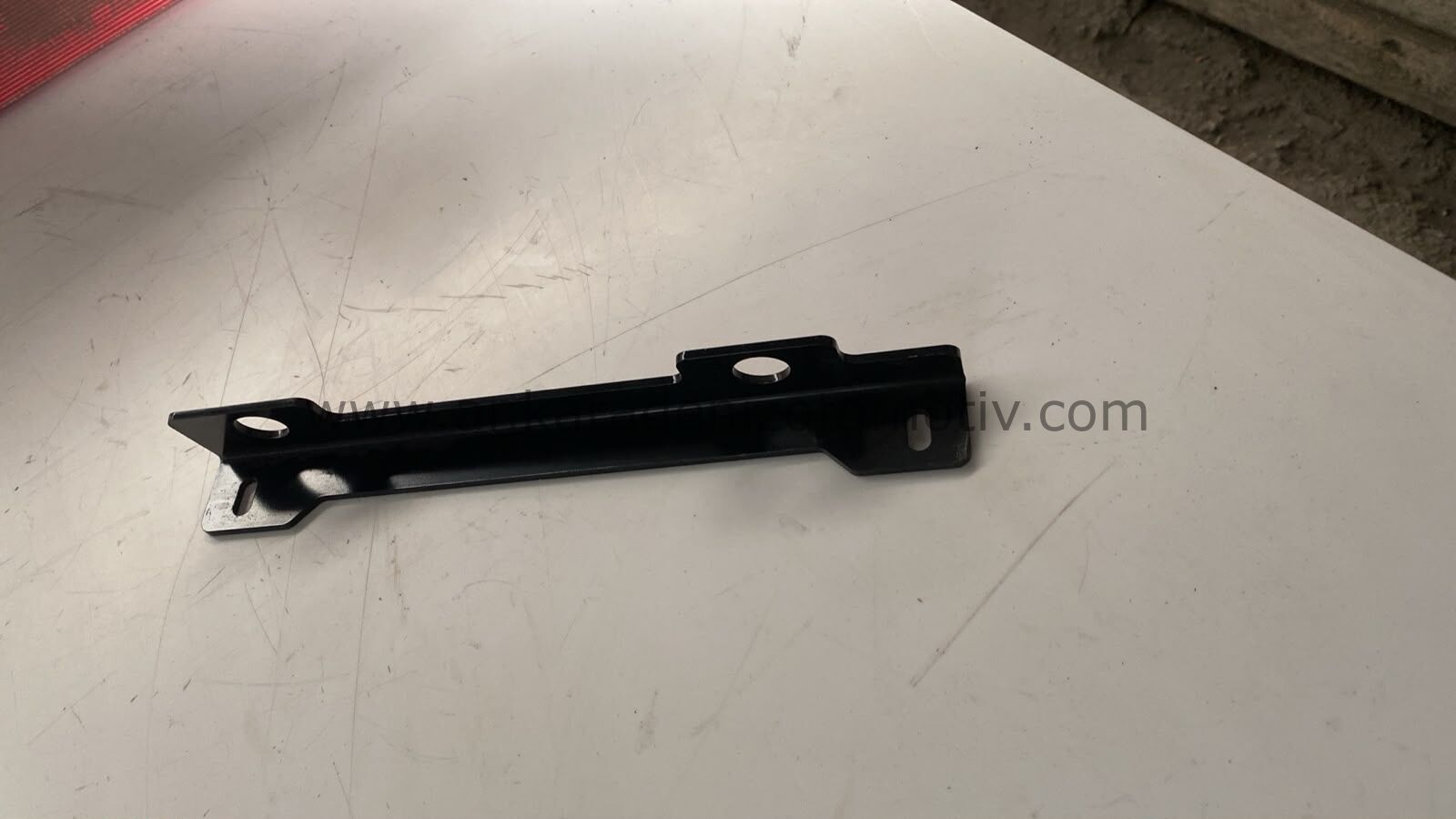 Karsan Bağlantı Braketi Far Çerçevesi Sağ Jest 7019013AA